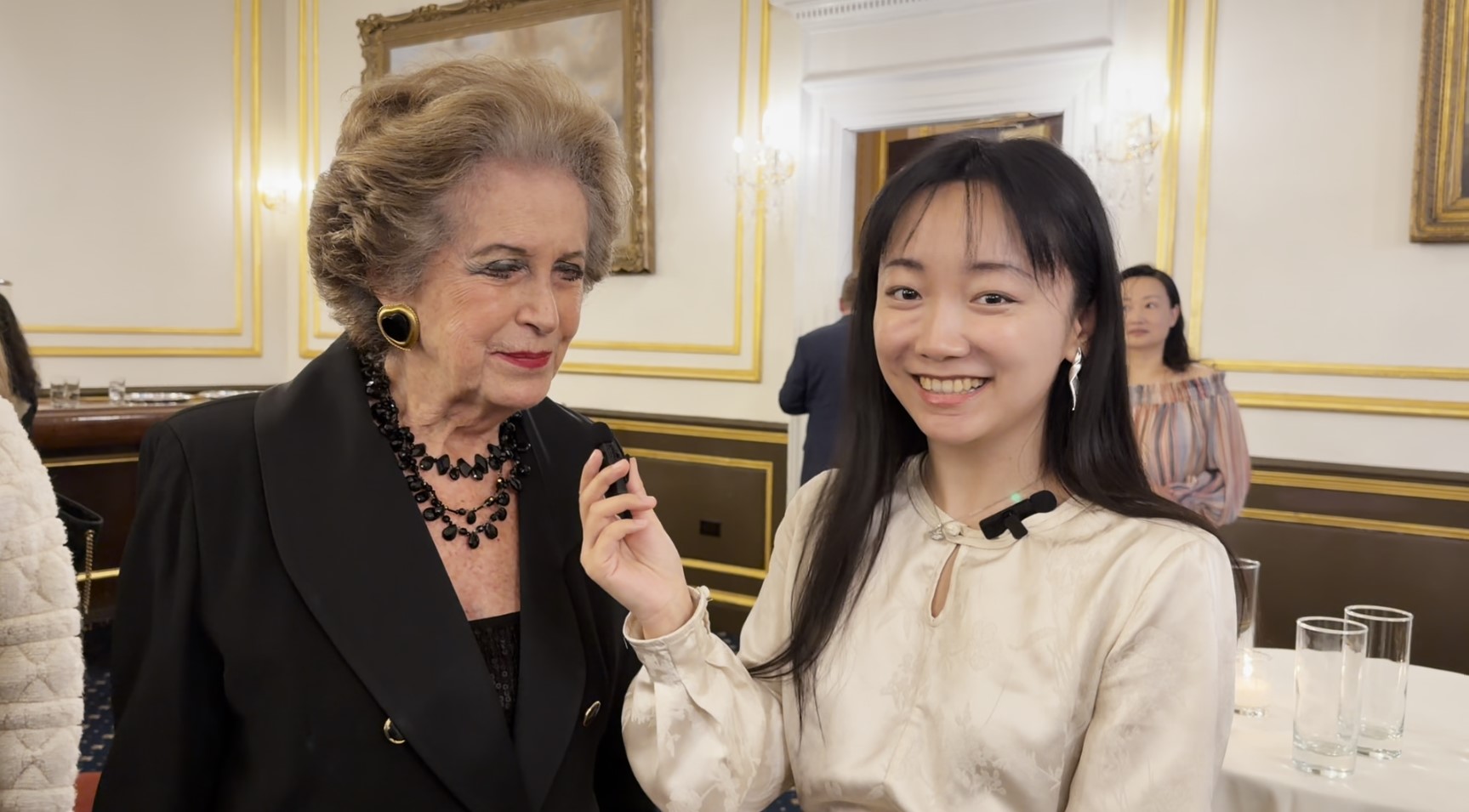 靳羽西：我如何成为中国最著名的女人 How I Became China's Most Famous Woman